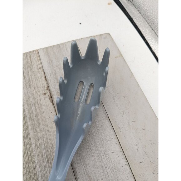 Vintage Country Blue Spaghetti #2 Pasta Fork 11 3/4" Fork Server Spoon Nylon - Picture 2 of 8